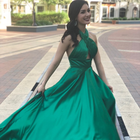 Sherri Hill Dresses & Skirts - Emerald Green Formal Gown